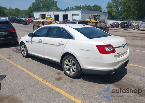 2011 Ford Taurus Sel z USA, uszkodzony, nr VIN 1FAHP2EW6BG161573